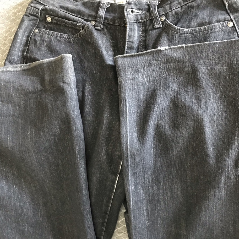 Black Straight Leg Jeans with Classic Fit